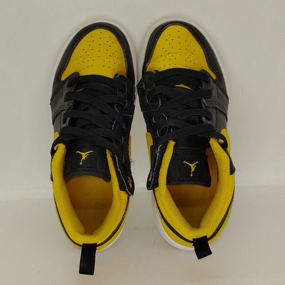 Nike Air Jordan 1 Boys Yellow & Black Slip On Sneakers - 1Y - Picture 5 of 7